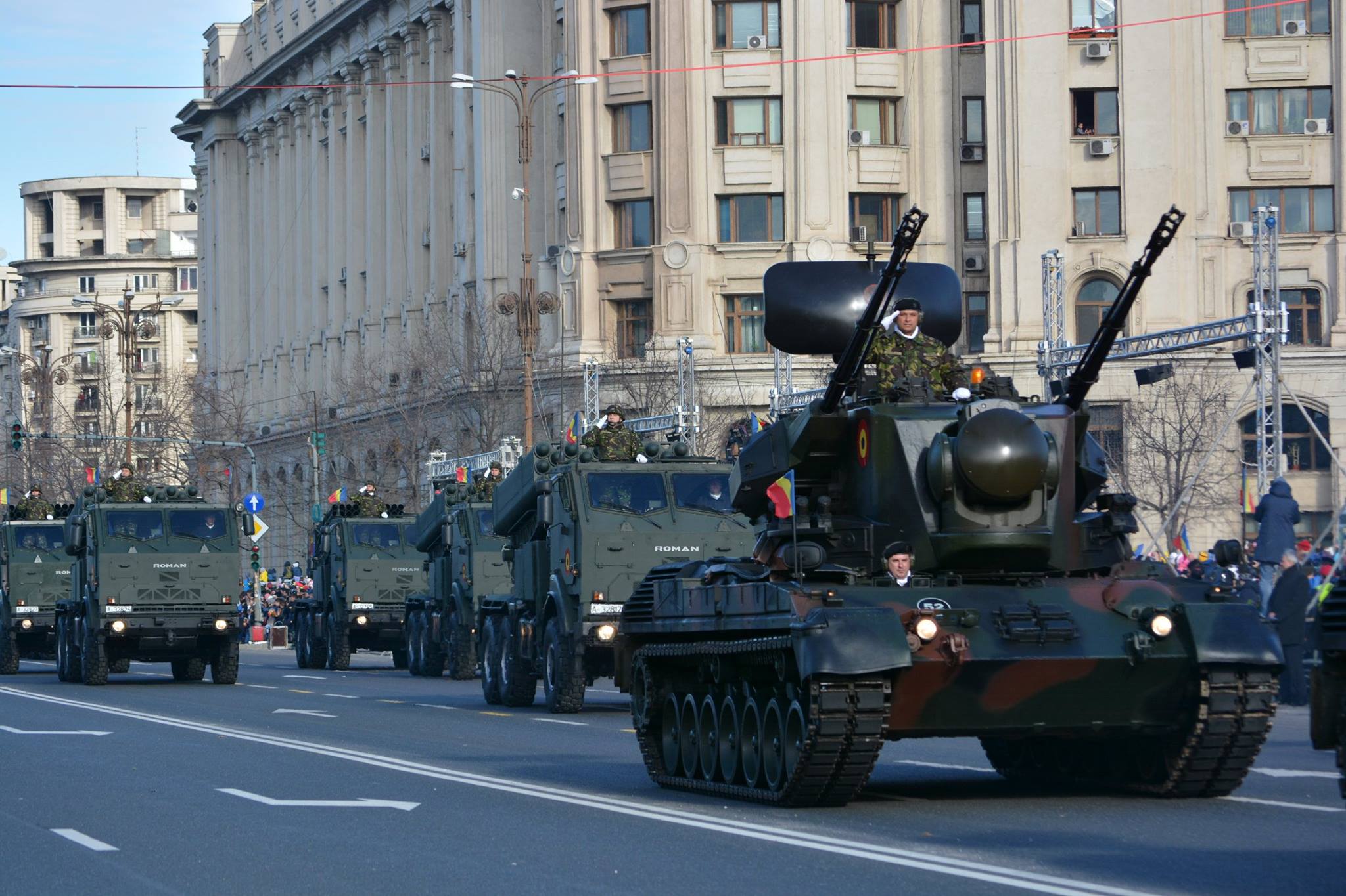 Parada militara 2015 Piata Constitutiei - Fortele Terestre Romane 10