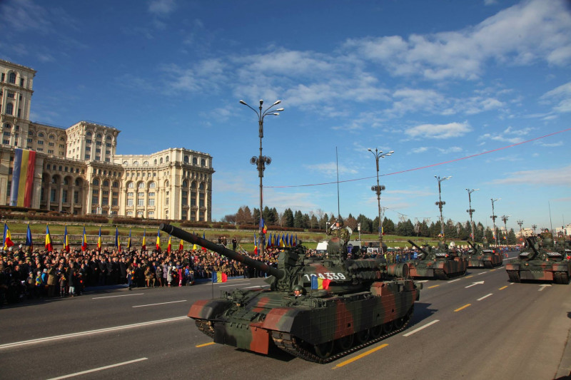 Parada militara 2015 Piata Constitutiei - Fortele Terestre Romane 26