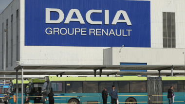 DACIA RENAULT - GettyImages-163459052