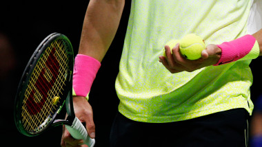GettyImages-tenis minge tenis racheta tenis generic-1