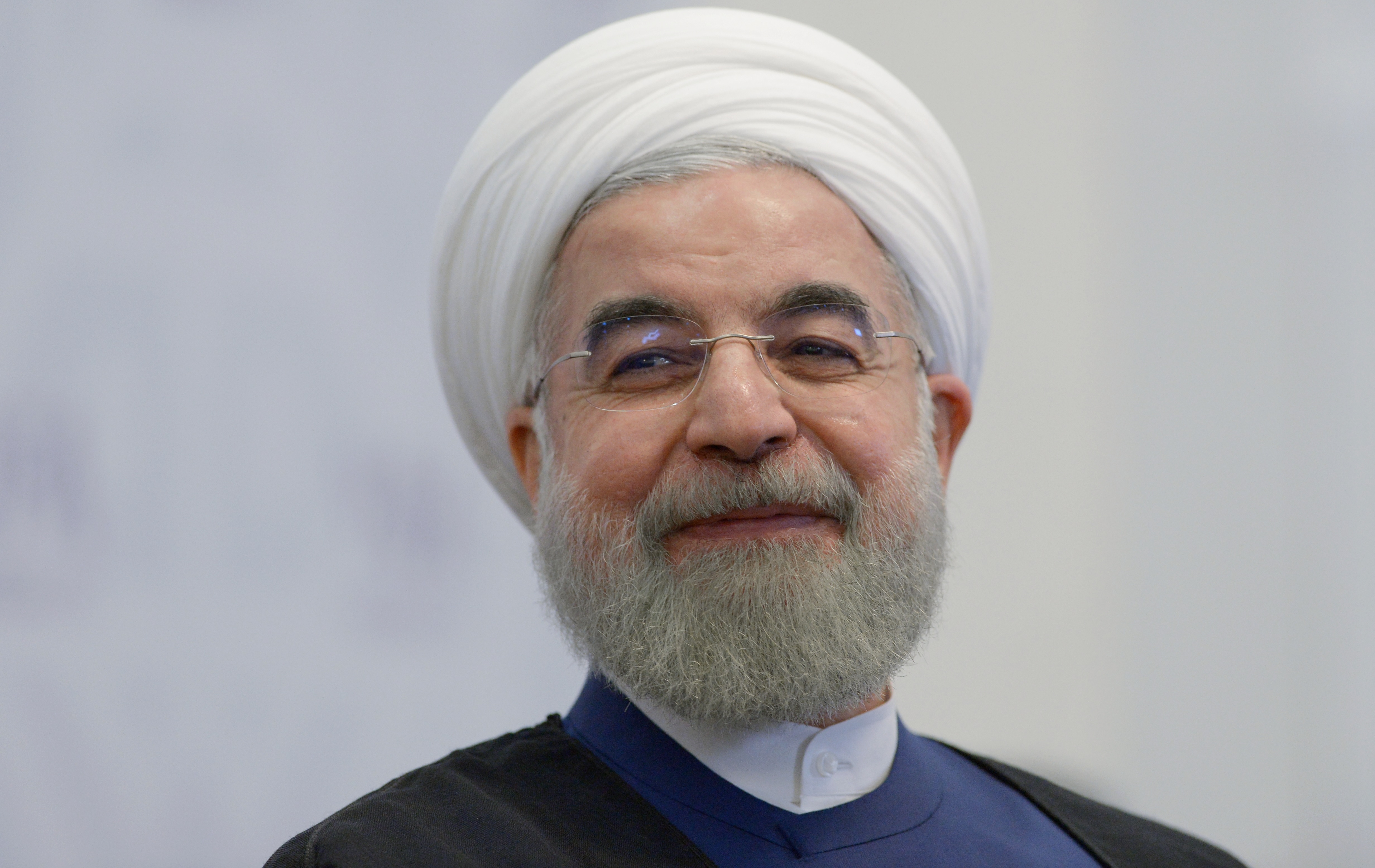 Președintele Iranului îl compară pe Trump cu Saddam Hussein: „Doi nebuni”