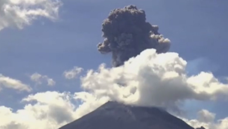 eruptie vulcan mexic