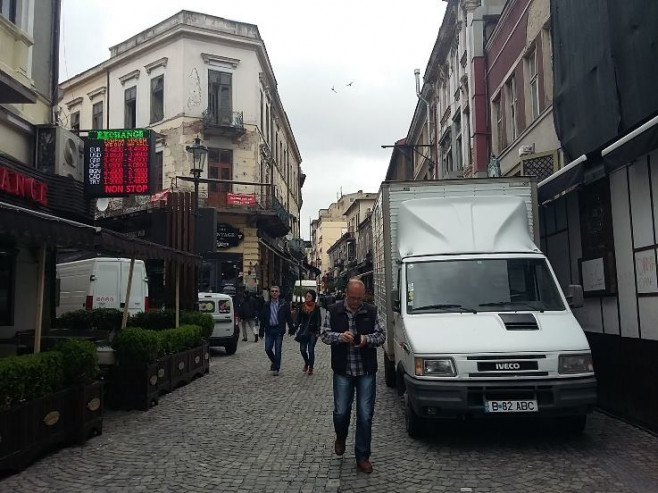 masini centru istoric bucuresti rp 14