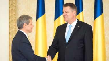 dacian ciolos klaus iohannis FB