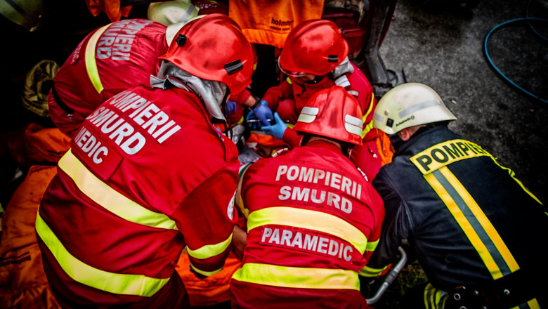 Interventie SMURD-pompieri accident raniti