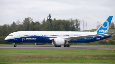 Boeing 787-9 Dreamliner GettyImages