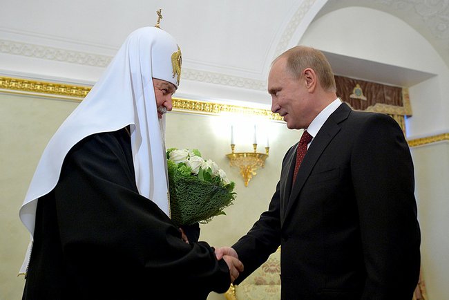 Patriarhul Kirill îi îndeamnă pe ruși să se roage pentru Putin