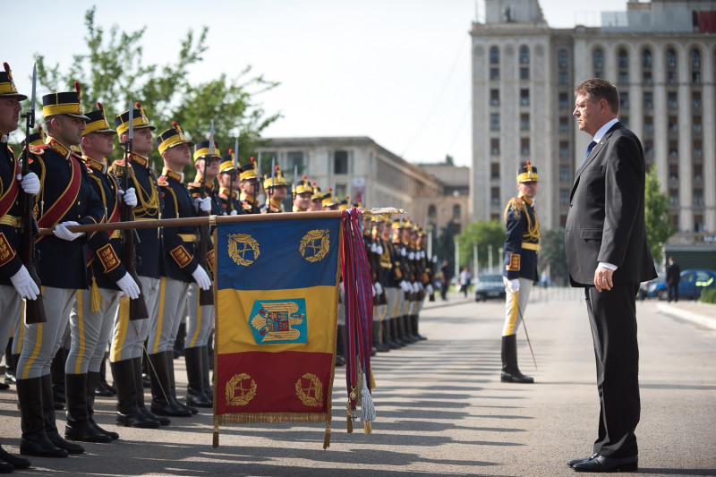 original inaugurarea monumentului aripi 1-presidency.ro