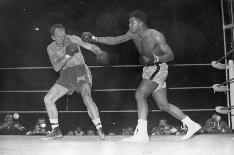 ali vs cooper 1966 GettyImages-2641520