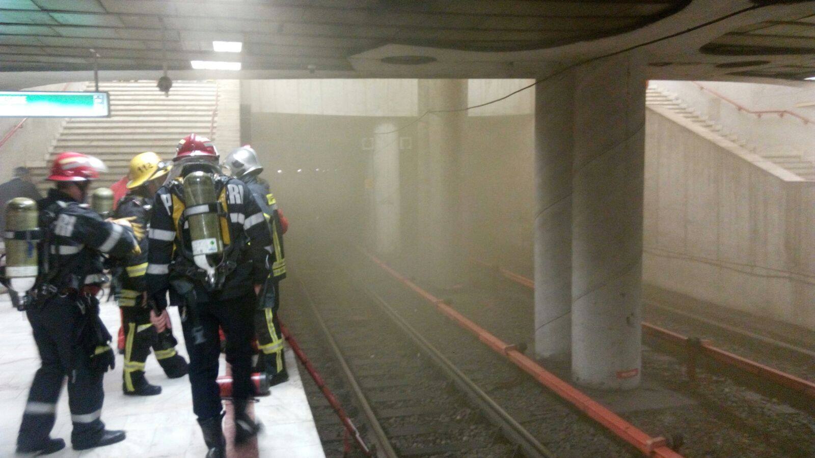 Incendiu la metrou. Călătorii au fost evacuați din stația Costin Georgian