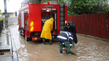 inundatii FB MAI pompieri ISU