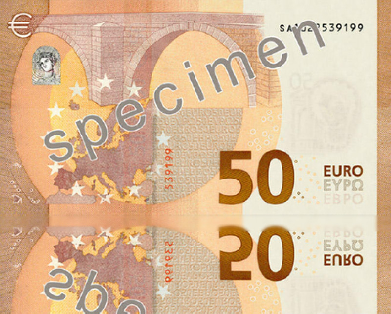 THE-NEW- 50 discover banknotes small 1