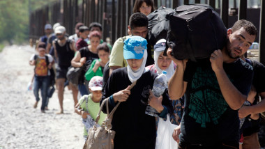 Imigranti si refugiati Idomeni granita Grecia si Macedonia GettyImages august 2015