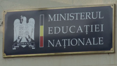 ministerul educatiei nationale-1