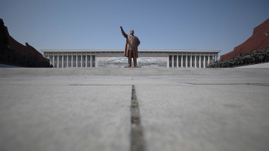Statuie Kim Il Sung Coreea de Nord GettyImages-111708912