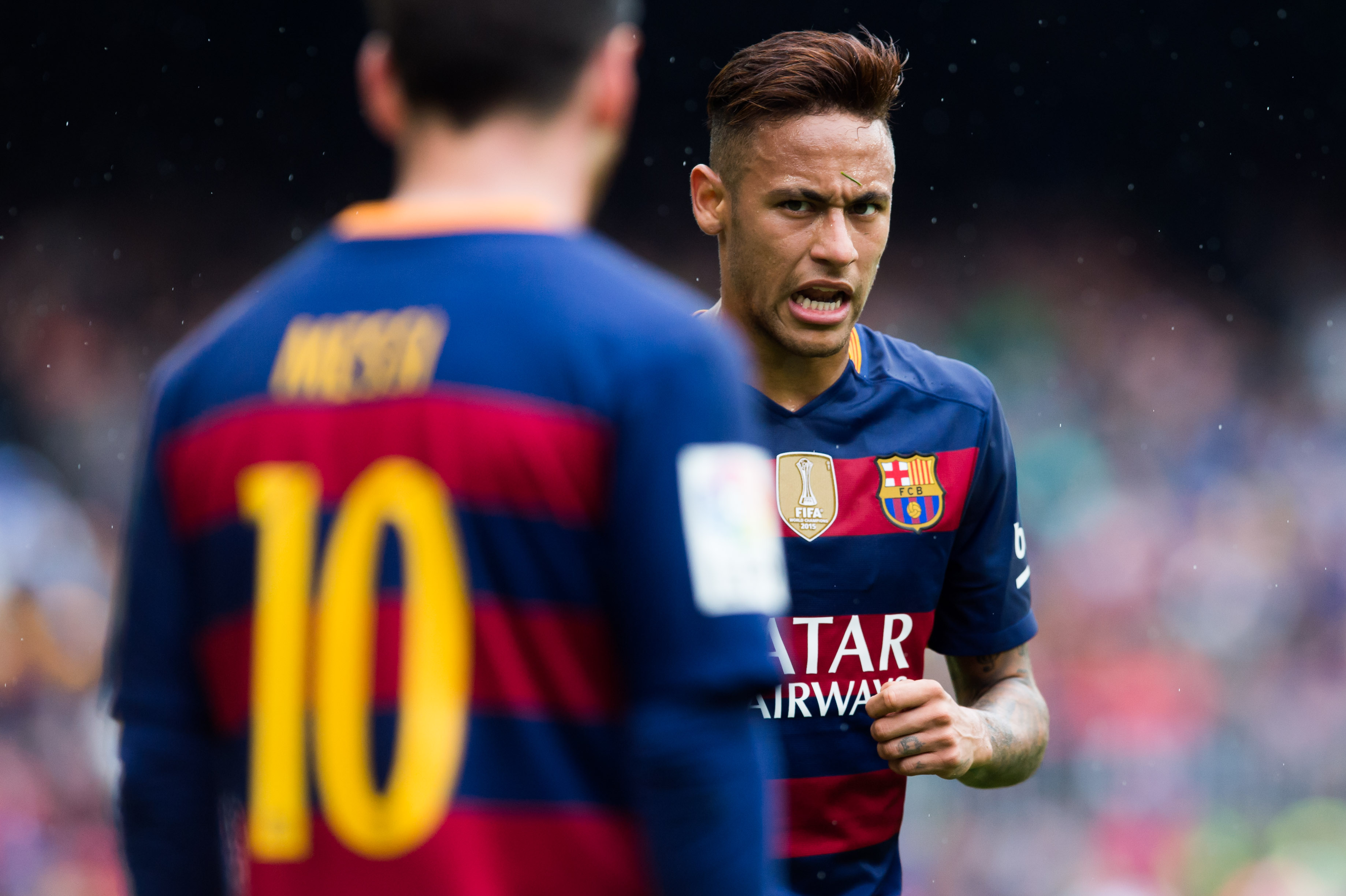Neymar a dat in judecata Barcelona pentru un bonus urias, insa instanta l-a condamnat pe el sa plateasca 6,7 milioane de euro