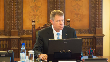 Klaus Iohannis sedinta CSAT 9 iunie 2015 - presidency.ro