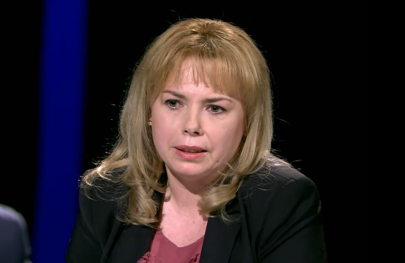 Anca Dragu a fost aleasă președinte al Senatului. Este prima femeie în această funcție