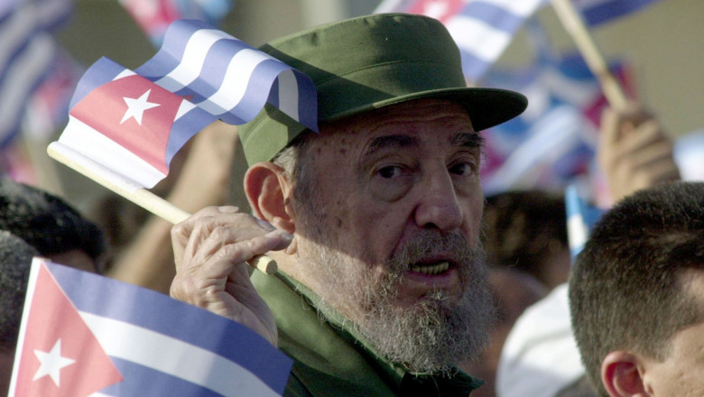fidel castro in 2004 - GettyImages-50982343