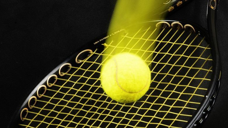 racheta tenis minge