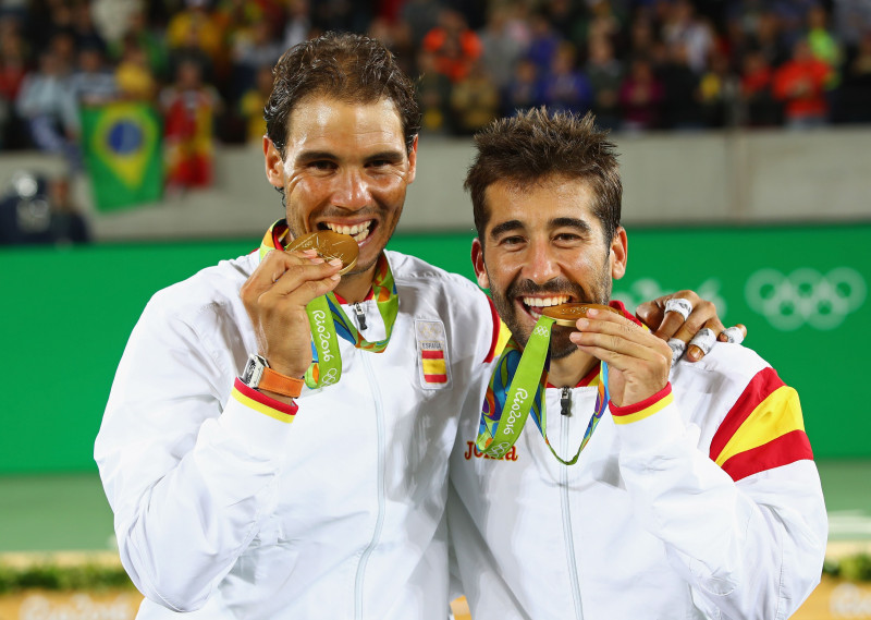 nadal si lopez cu medalii GettyImages-589026062