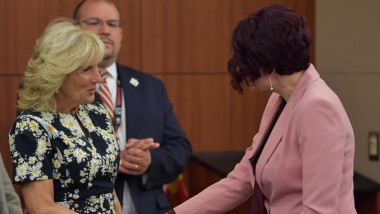 Jill Biden, întlnire cu consilierul de stat Mădălina Turza.
