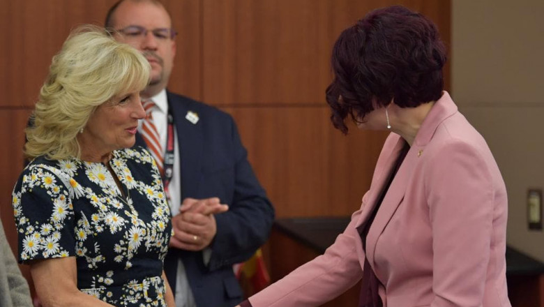 Jill Biden, întlnire cu consilierul de stat Mădălina Turza.