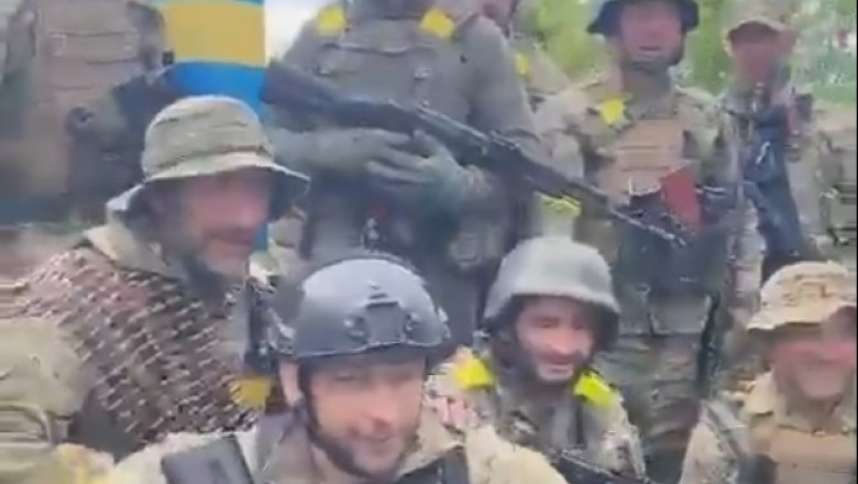 soldati ucraineni la granita cu rusia