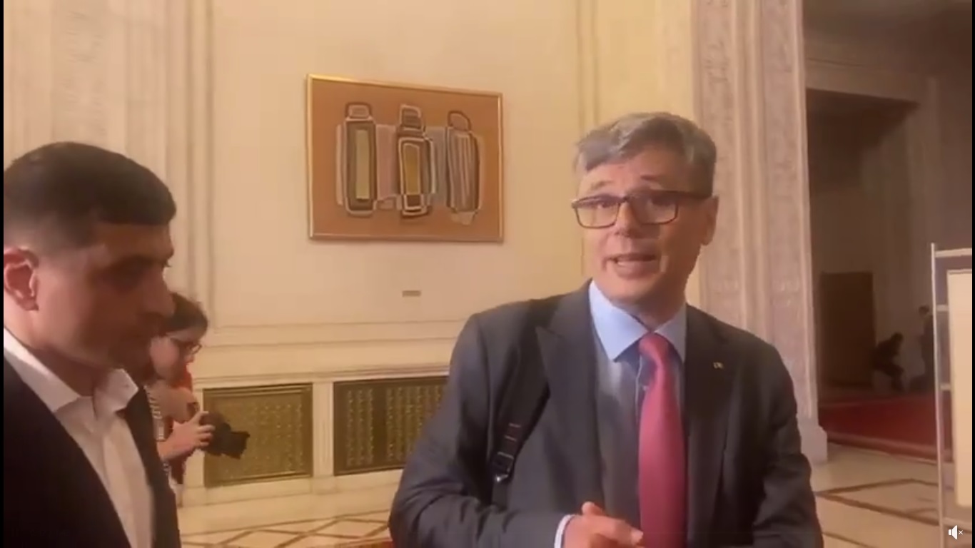 Scandal în Parlament pe legea offshore. Simion l-a făcut „hoț” pe Popescu și a îmbrâncit un deputat PNL