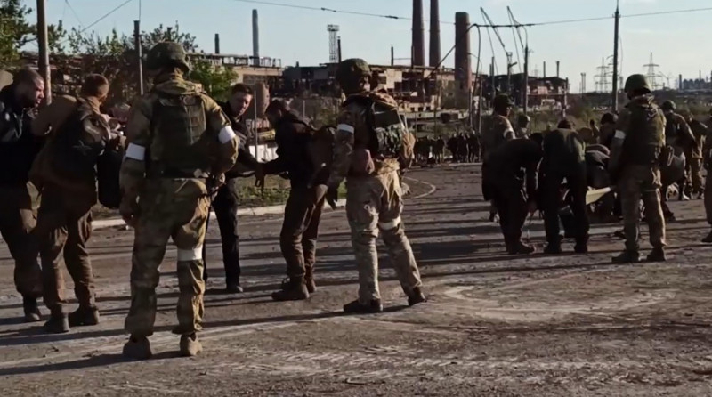 Ukrainian Defenders Lay Down Their Arms After 82 Day Battle Over Azovstal Steelworks