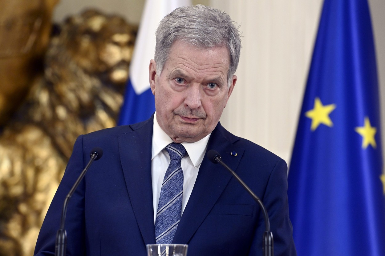 Fostul preşedinte finlandez Sauli Niinisto le recomandă liderilor UE „să urmeze exemplul lui Trump și să discute direct cu Putin”