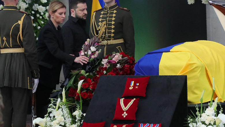 Volodimir Zelenski și soția sa, Olena Zelenska, au participat la funeraliile primului preşedinte al Ucrainei.