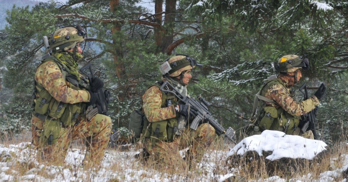 România își întărește prezența militară în NATO pe Flancul Estic