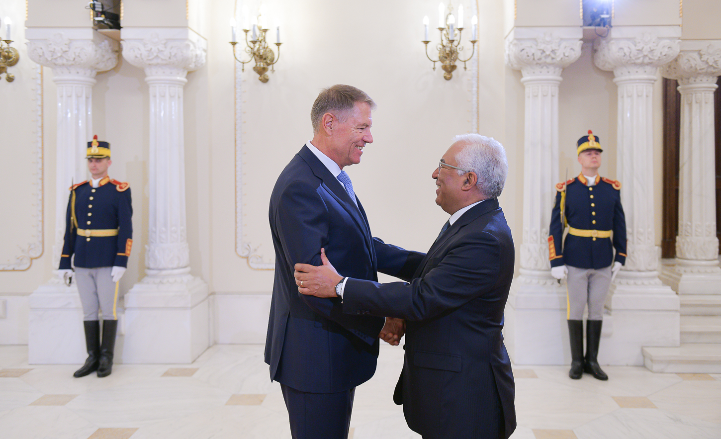 Klaus Iohannis l-a primit pe Antonio Costa la Cotroceni. Discuții despre cooperarea bilaterală și întărirea flancului estic al NATO