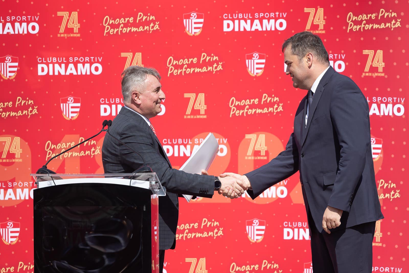 Lucian Bode a anunţat începerea construcţiei stadionului Dinamo. Arena va avea 25.000 de locuri