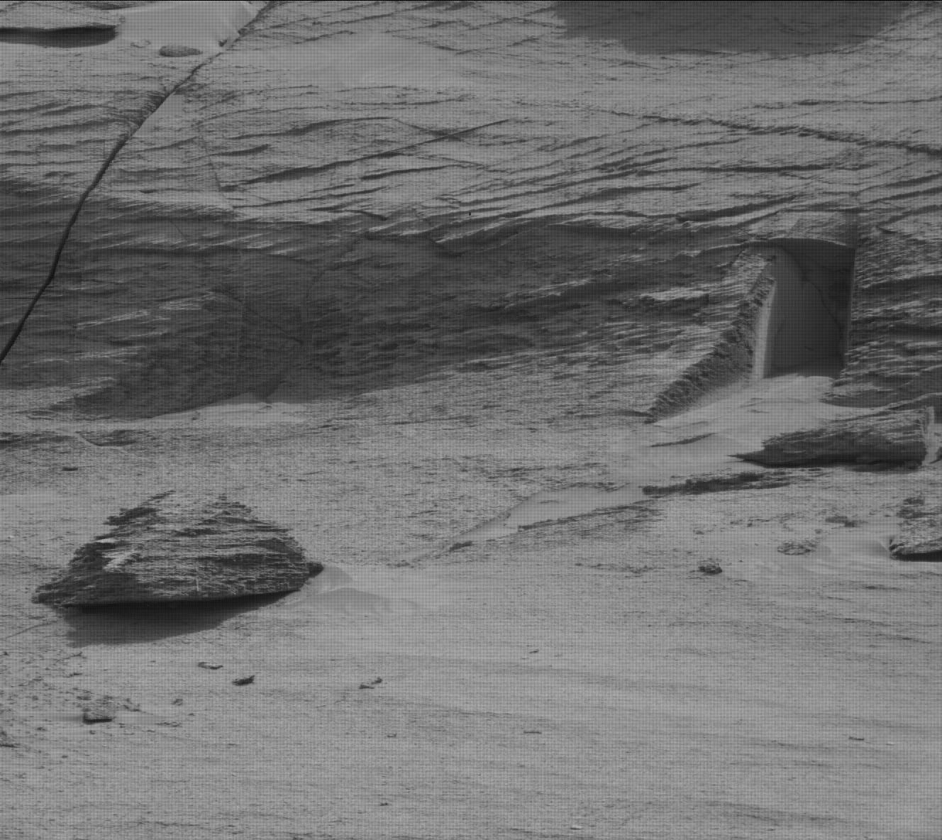 „Poarta de pe Marte”. NASA publică o imagine misterioasă surprinsă de roverul Curiosity