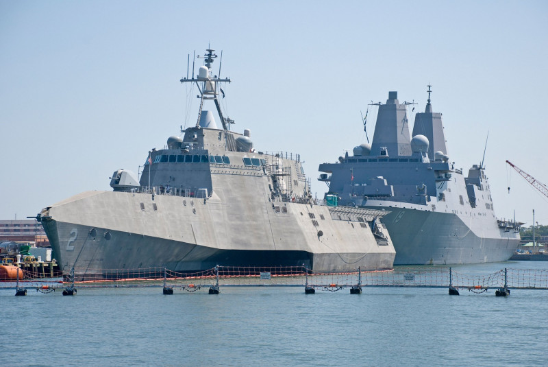 CNN: Unele din cele mai noi nave militare americane nu sunt pregătite pentru războiul modern, potrivit șefului marinei SUA