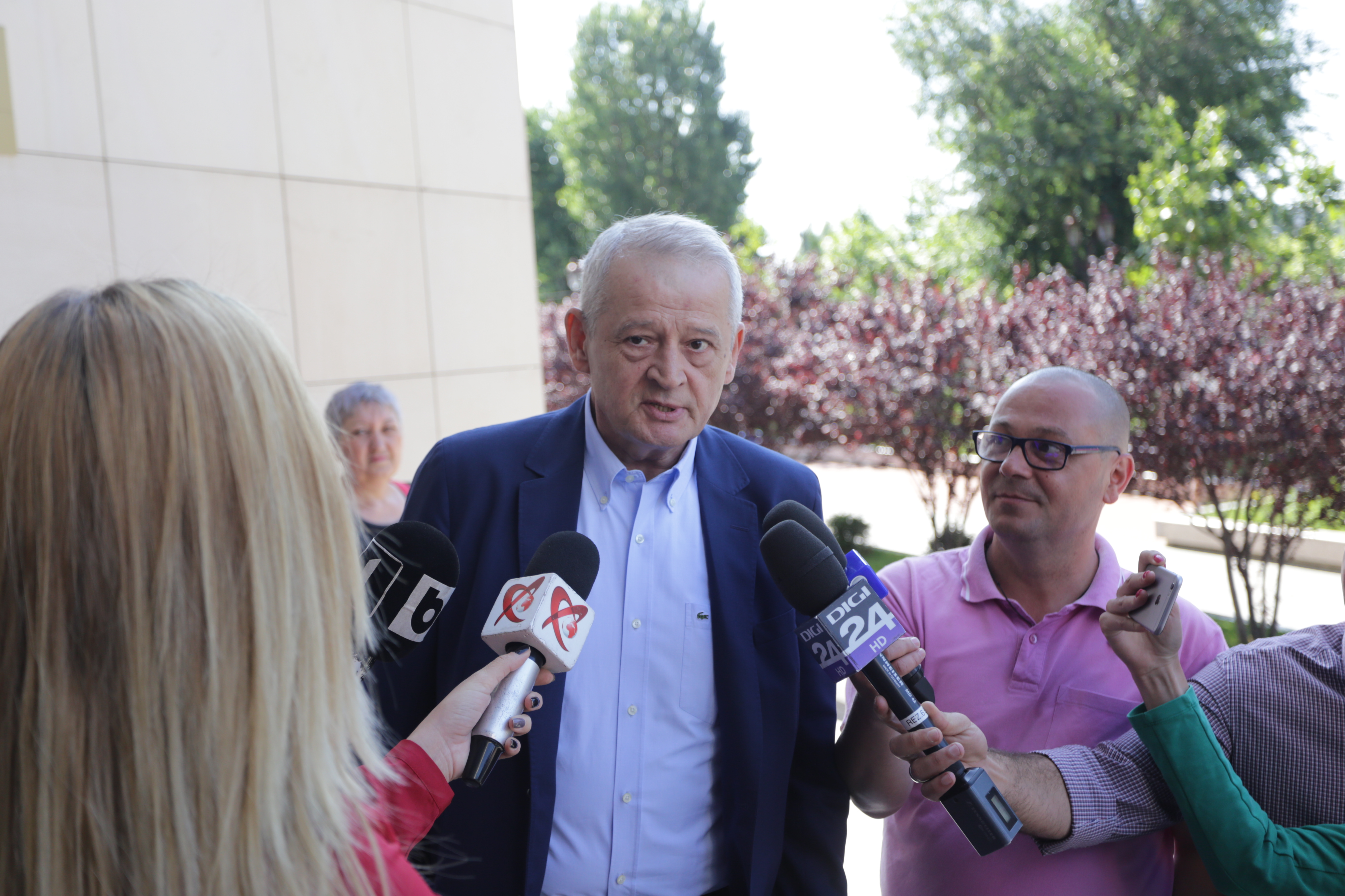 Surse: Sorin Oprescu a părăsit teritoriul României în urmă cu două săptămâni