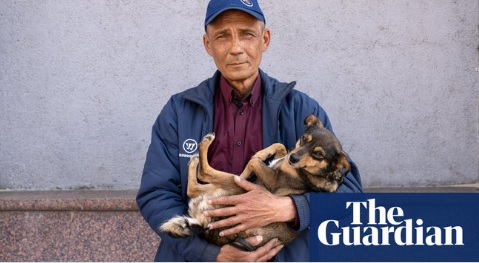 "Omul invizibil". Povestea ucraineanului de 61 de ani care a scăpat de rușii din Mariupol după ce a mers pe jos 225 de km