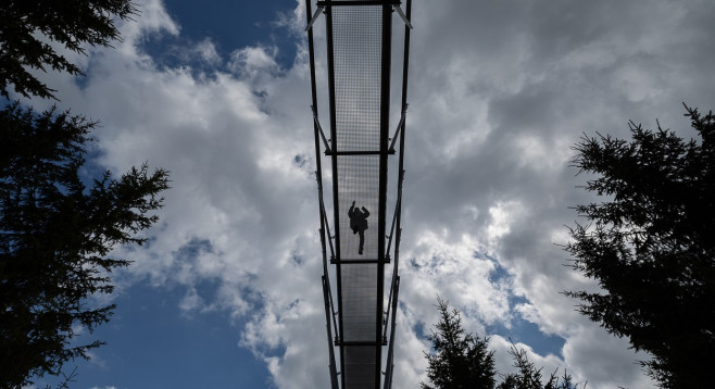 Otevreni nejdelsiho visuteho mostu na svete - Dolni Morava