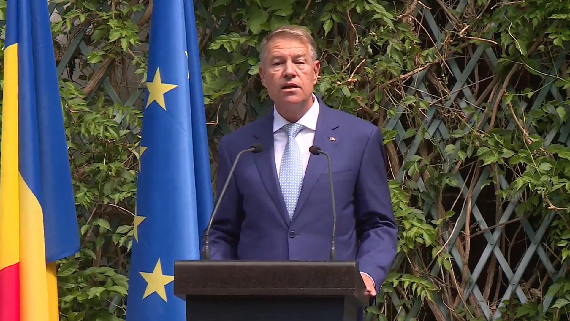 Iohannis: Timpul luptelor politice interne a trecut. Prioritatea e aceea de a gestiona eficient crizele serioase cu care ne confruntăm
