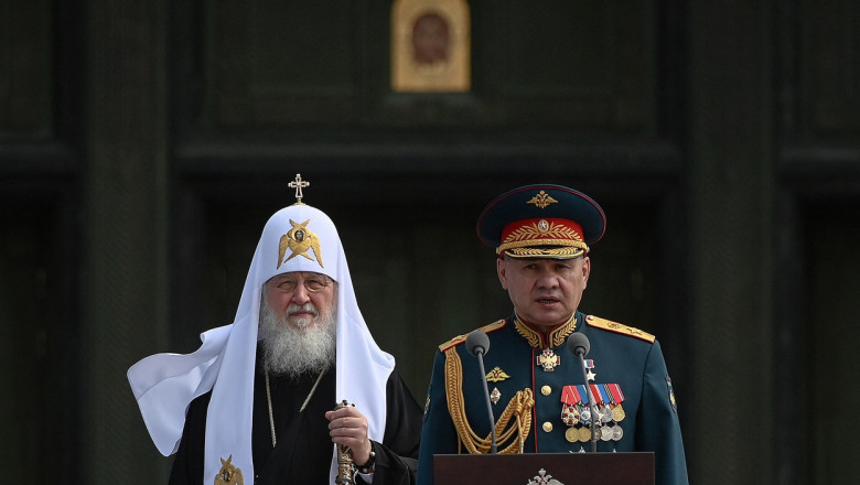 Patriarhul Kiril și ministrul Apărării Serghei Șoigu.