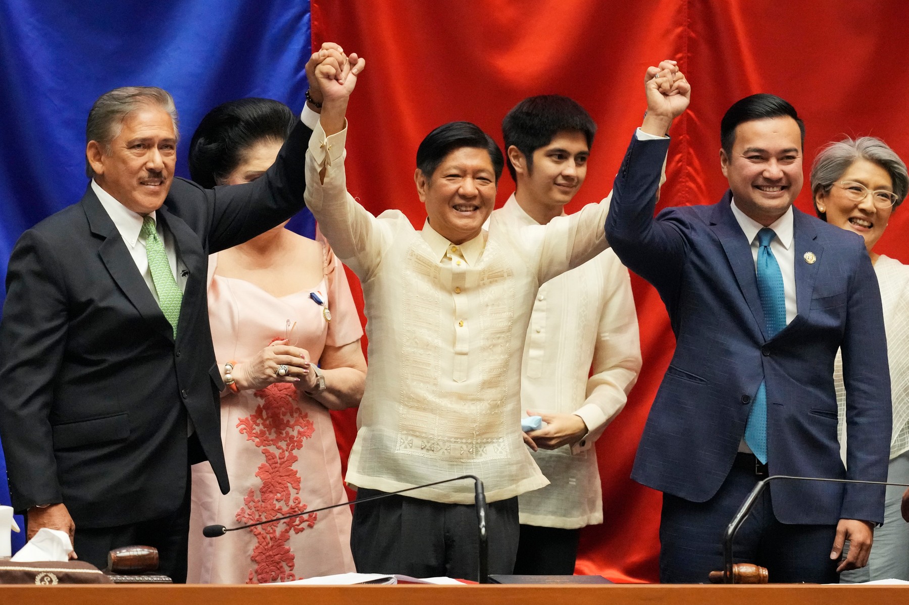 Fiul fostului dictator Ferdinand Marcos a fost proclamat noul presedinte al Filipinelor
