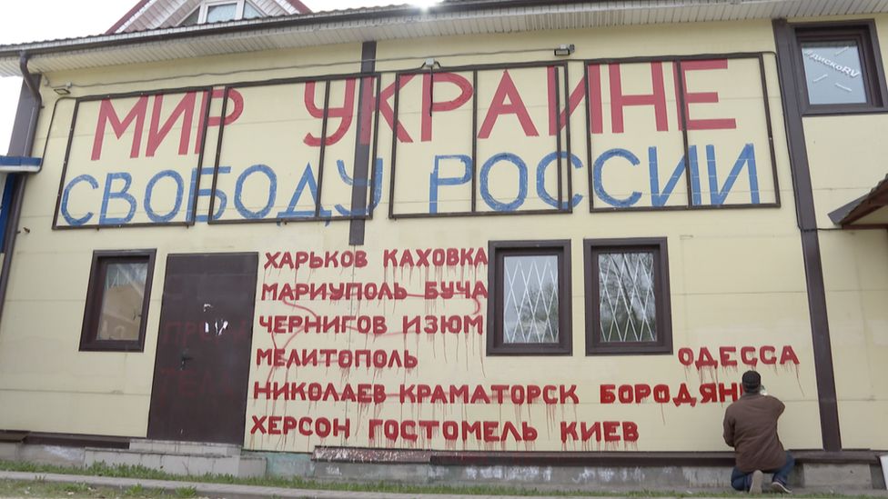 Un rus cere pace pentru Ucraina: „Mariupol, Bucha, Herson, Cernihiv. Merităm să fim proscriși”