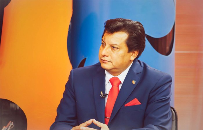 Scandal în Bolivia din cauza unui lider de sindicat. E student de 33 de ani, n-are nicio diplomă și câștigă aproape cât președintele