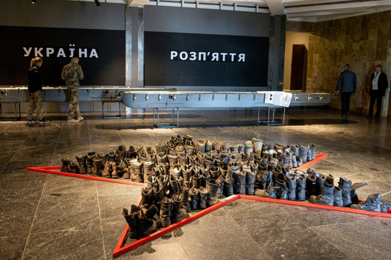 Ukraine: Crucifixion exhibition in Kyiv, Ukraine - 10 May 2022