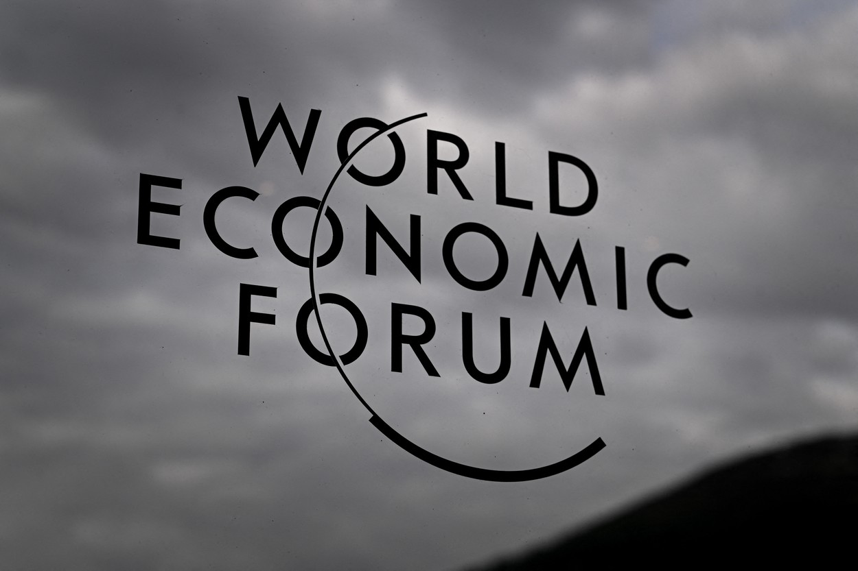 Forumul de la Davos. Avertismente privind o „furtună economică”: „Avem cel puțin patru crize”. Ar putea urma o recesiune globală