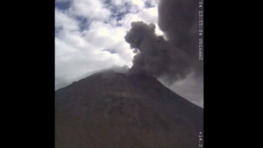 vulcan ubinas peru