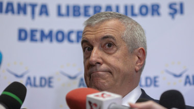 tariceanu se stramba_Photos_George_Calin