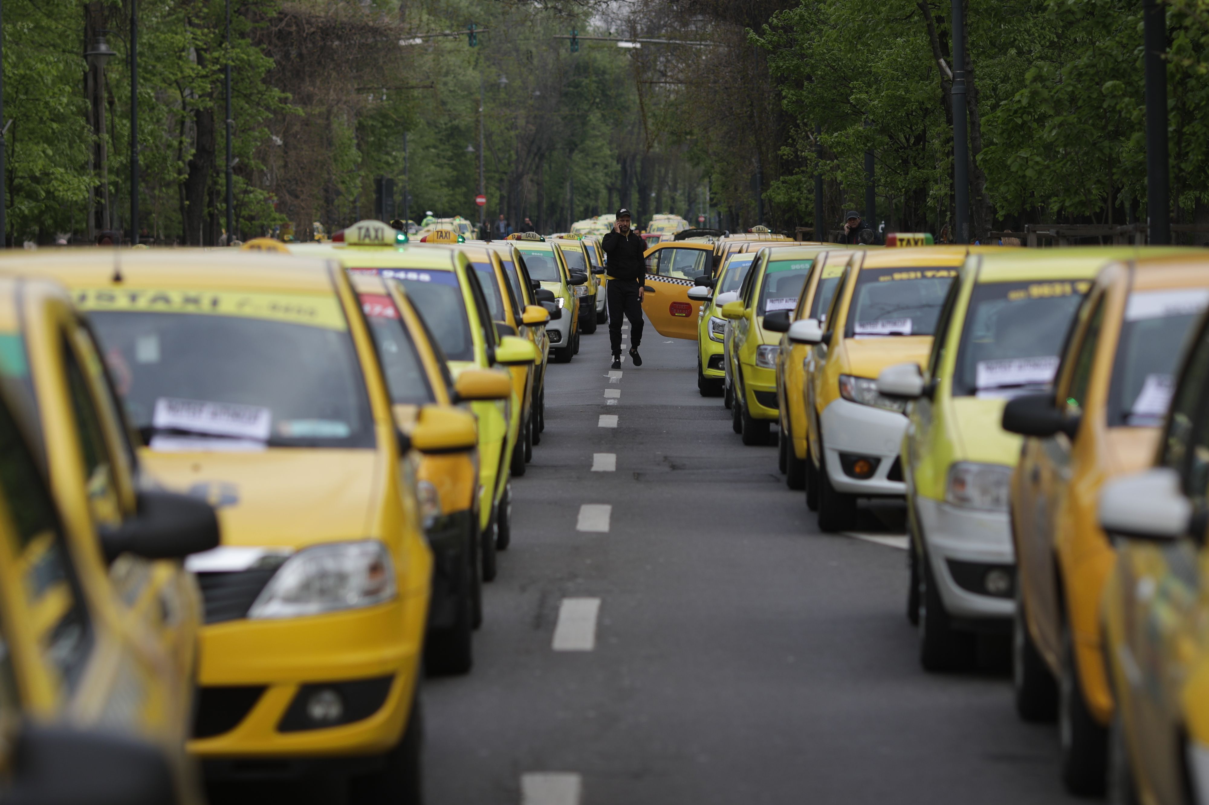 Lucian Bode: Daca la nivel european se interzice transportul interjudeţean, intrajudeţean şi cu taxi e posibila o decizie si in Romania